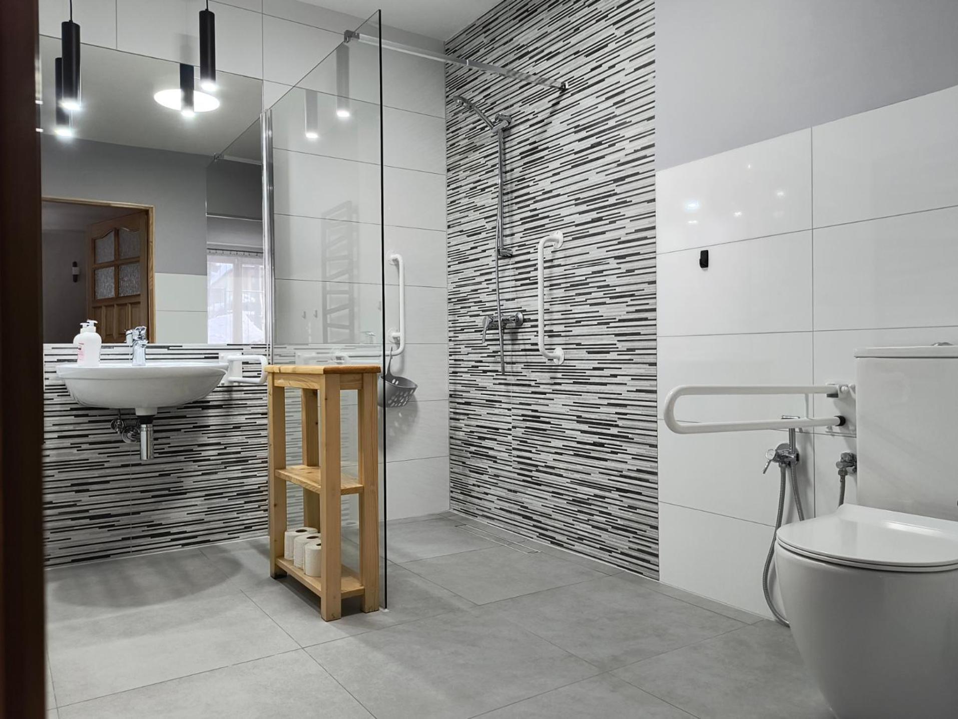 One-Bedroom Family Apartment