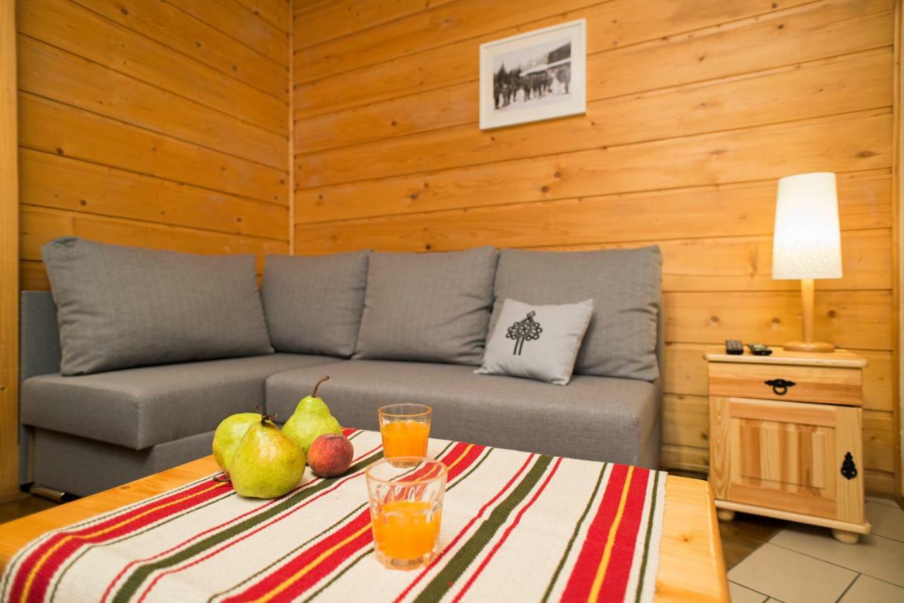One-Bedroom Apartment Fireplace