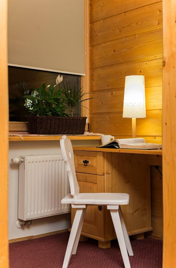 One-Bedroom Apartment Fireplace